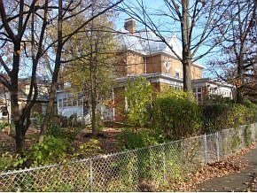 5th image of 601 E Watauga Ave