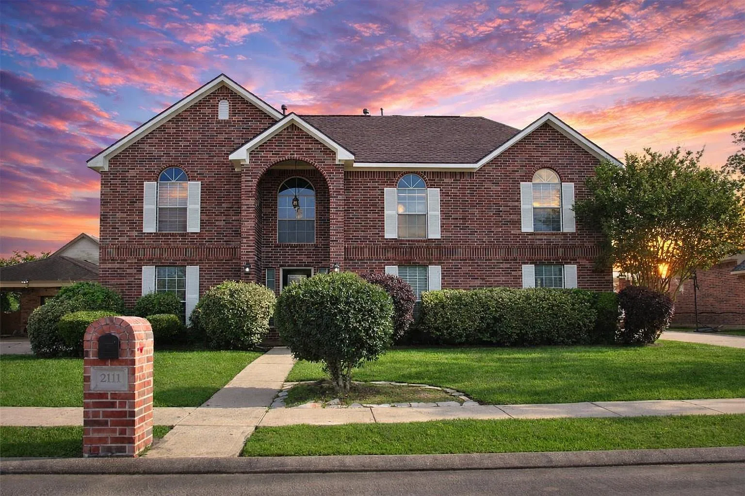 4 bed, 3.5 bath, 3554 sqft, $3,500 — Photo 1