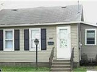 1710 Miles Ave, Muscatine, IA 52761