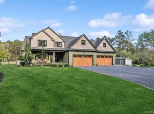 20 Jonah Rd, Miller Place, NY 11764