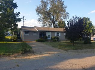 1413 Hillcrest Ter, Neosho, MO 64850