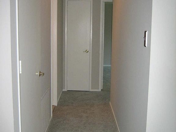 2nd image of 529 Florida Ave APT 102