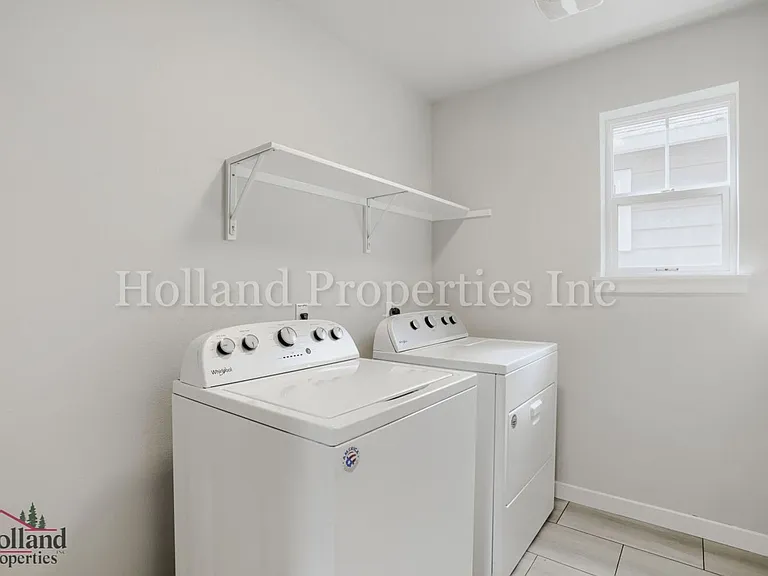 4352 SE Lone Oak St — Photo 25