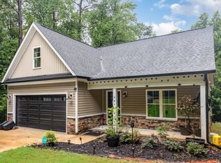 449 Shawnee Dr, Louisburg, NC 27549