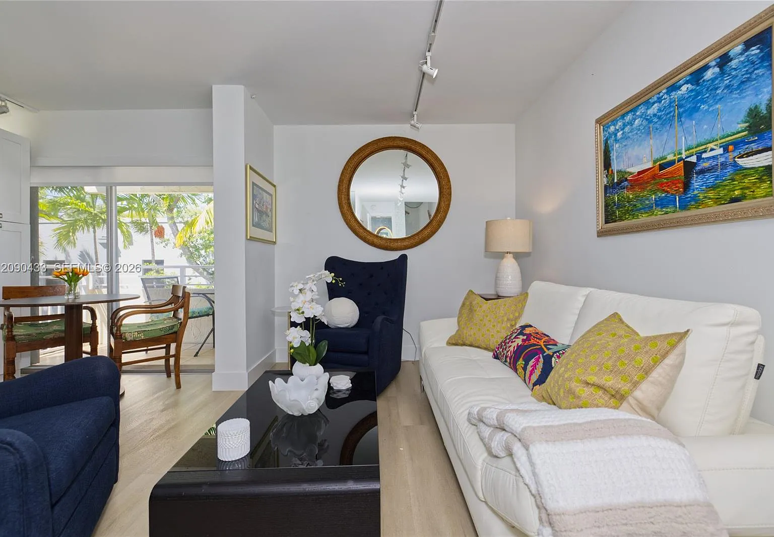 Alca Condo — Photo 2