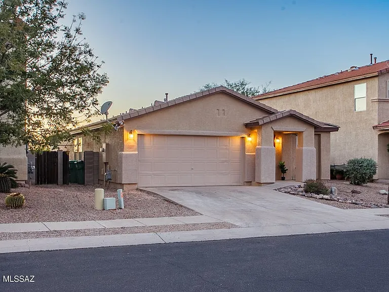 9267 N Red Diamond Ave — Photo 45