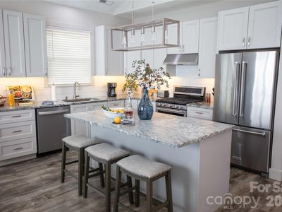 37 Edgewood Rd S, Asheville, NC, 28803