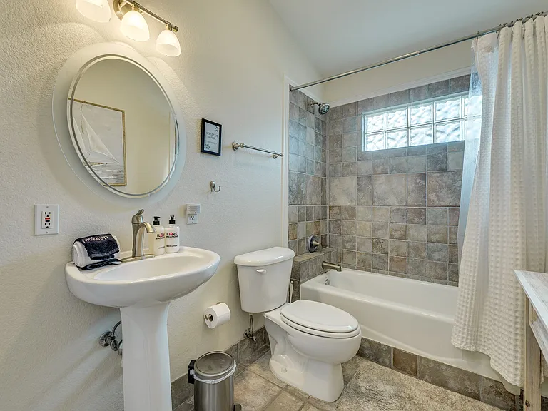 6003 Rittenhouse Shore Dr — Photo 22