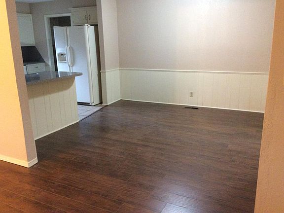4th image of 1705 Rock Hollow St