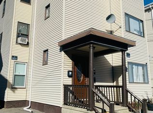 12 Grand St, Brockton, MA 02301