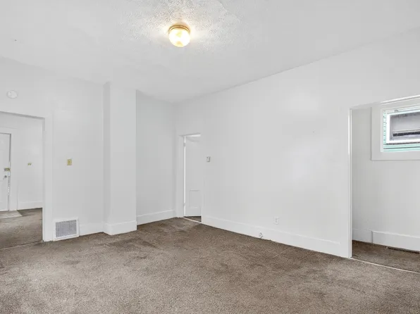 235 Nieman St, Akron, OH 44305