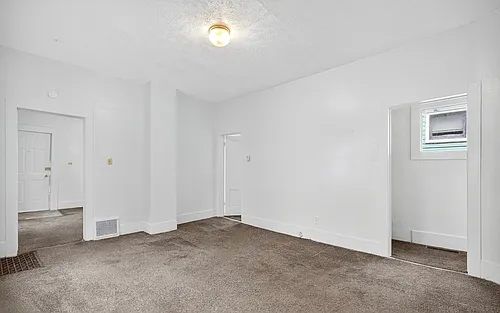 235 Nieman St Photo 1