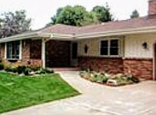 5770 Weymouth Dr, Rockford, IL 61114