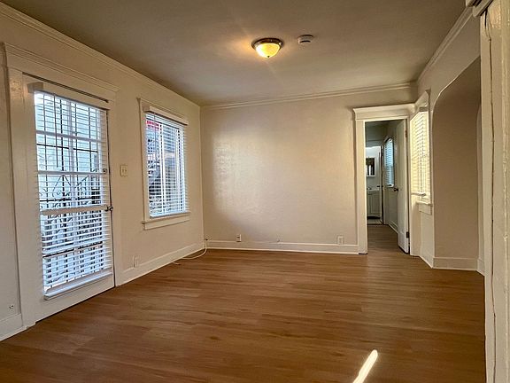 5th image of 1155C Ravenna Ave #0