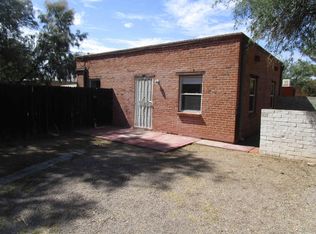1805 E Blacklidge Dr, Tucson, AZ 85719