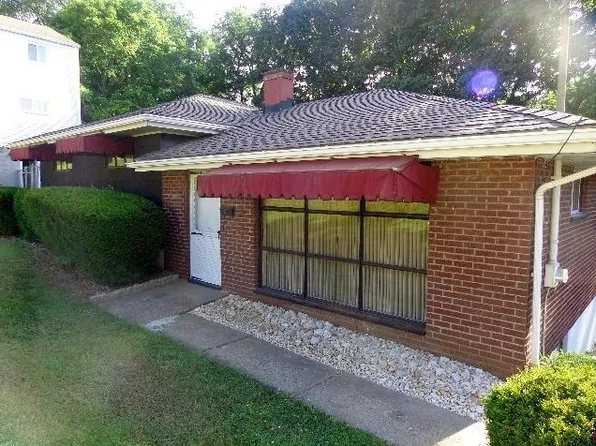 2785 Hastings Ave, New Kensington, PA 15068