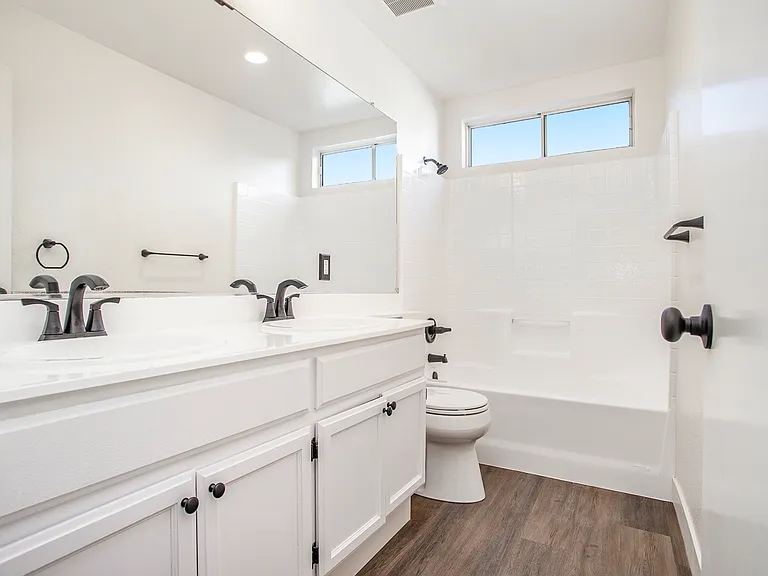 4686 Ford St — Photo 15