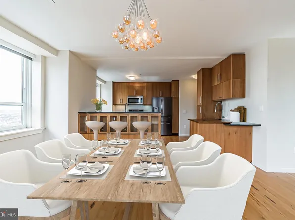 1425 Locust St Unit 28A, Philadelphia, PA 19102