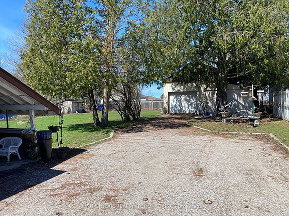 3rd image of 548 Big Bay Point Rd