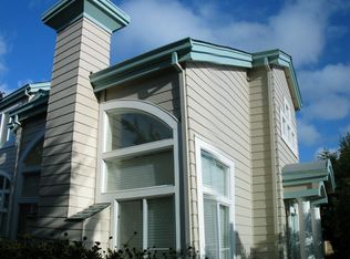 37 Erin Ln, Half Moon Bay, CA 94019