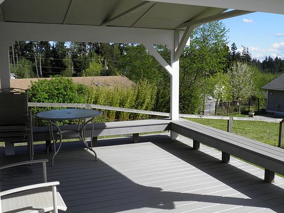 2nd image of 241 W Island View Ave