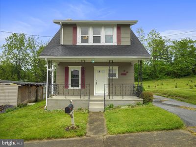 418 W 5th St, Waynesboro, PA, 17268