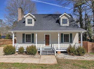 213 Sharon Ln, Randleman, NC 27317