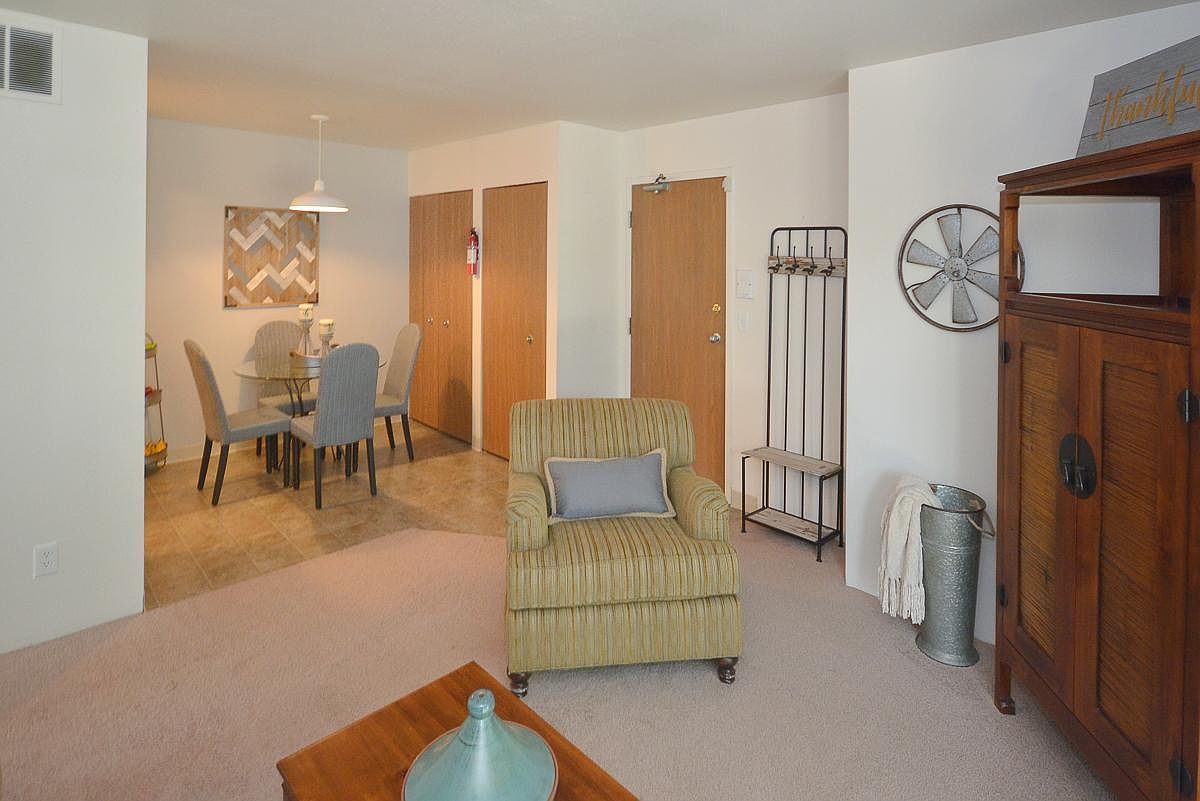 4606 Ridgeway Cir APT B, Kalamazoo, MI 49006 Zillow