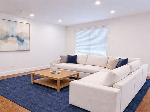 5th image of 47 Blake St Unit 47