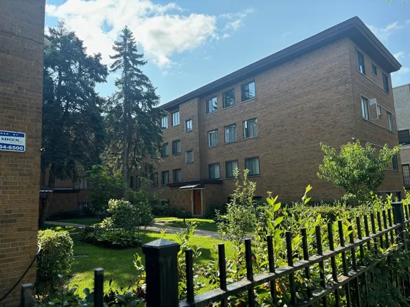 (undisclosed Address), Chicago, IL 60645