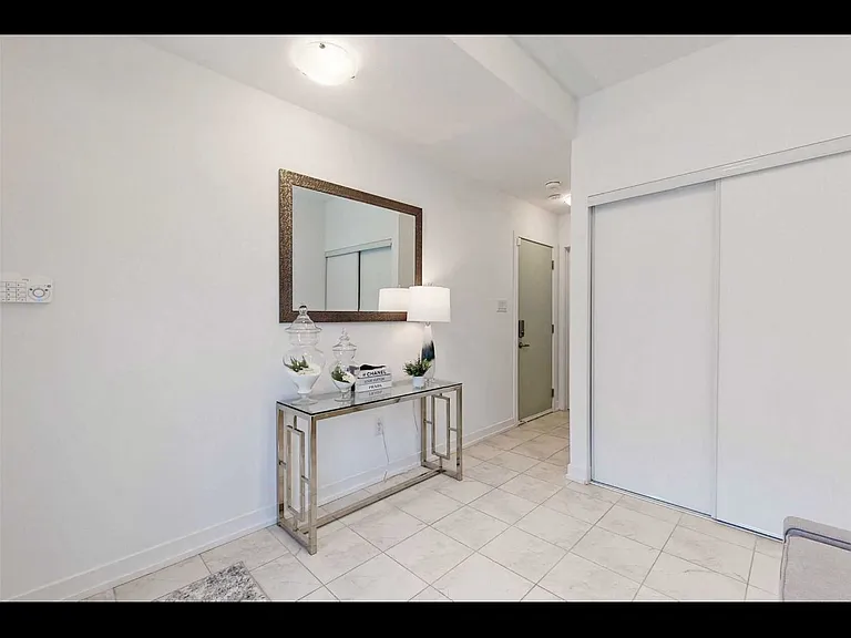 14 Hearne St E — Photo 18