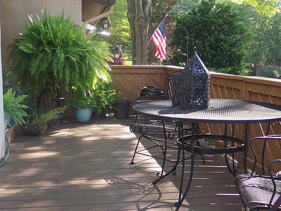 Front deck