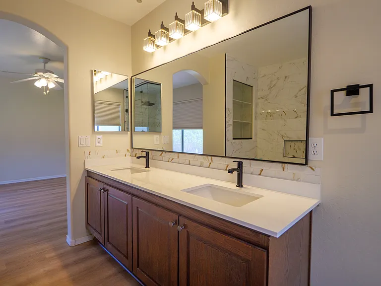 4926 N Sabino Gulch Ct — Photo 12