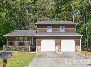 628 Pennylake Ct, Stone Mountain, GA 30087