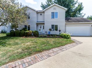 3509 Roxford Dr, Champaign, IL 61822