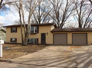 320 9th St SW, Spencer, IA 51301
