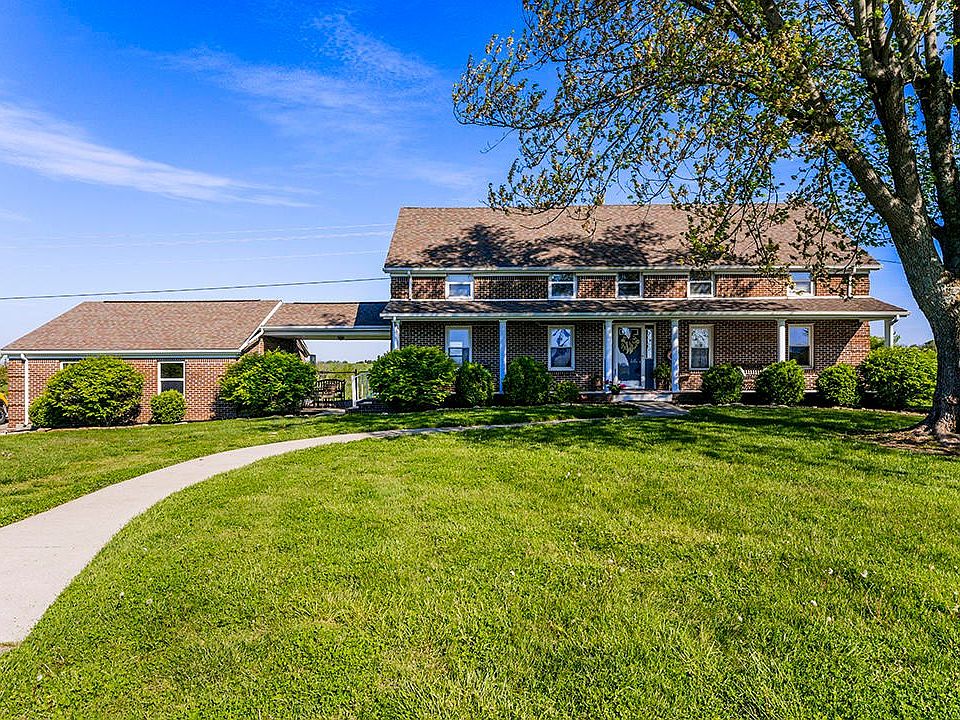 1st image of 4021 Port Royal Dr