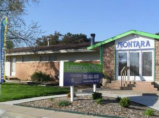 1807 SW 71st St, Topeka, KS 66619