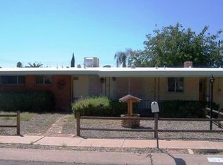 7450 E Montecito Dr, Tucson, AZ 85710