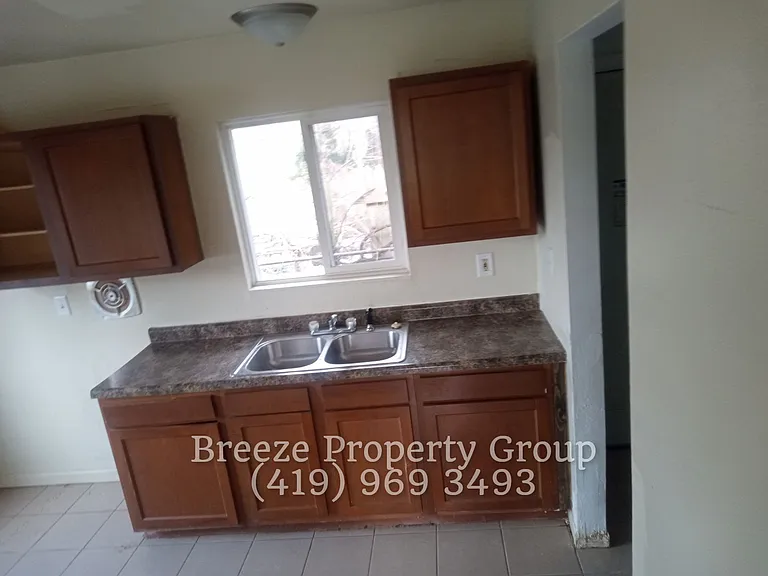 1531 Freedom St #B — Photo 3