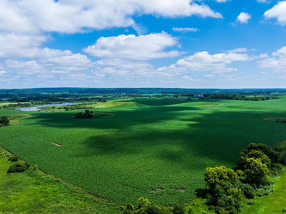 4th image of 370th St