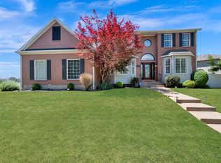 1169 N Fairway Cir W, Farmington, UT 84025