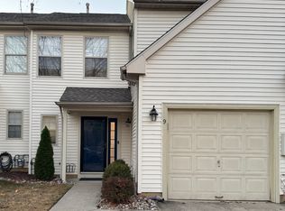 9 Meadow Ln, Delran, NJ 08075