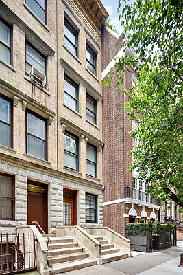 Sold by Compass | media 44