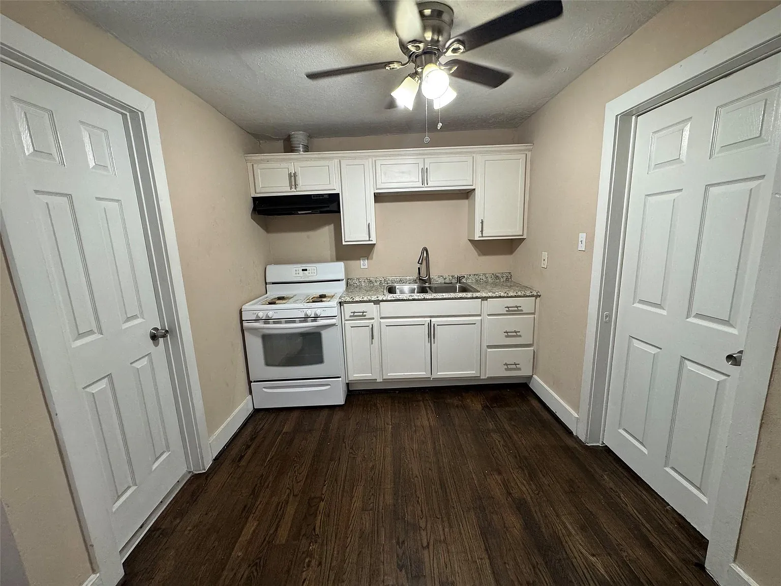 1 bed, 1.0 bath, 500 sqft, $650 — Photo 4