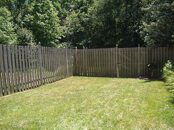 you mow - HOA fee $60mo