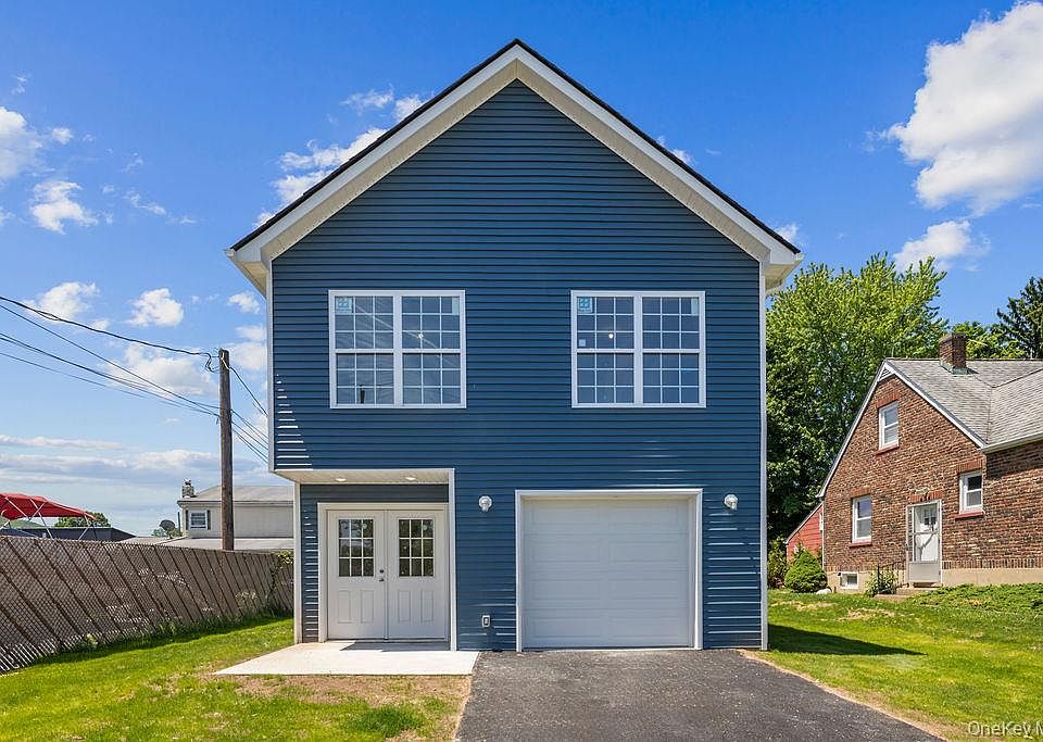 1st image of 27 Wayne Avenue