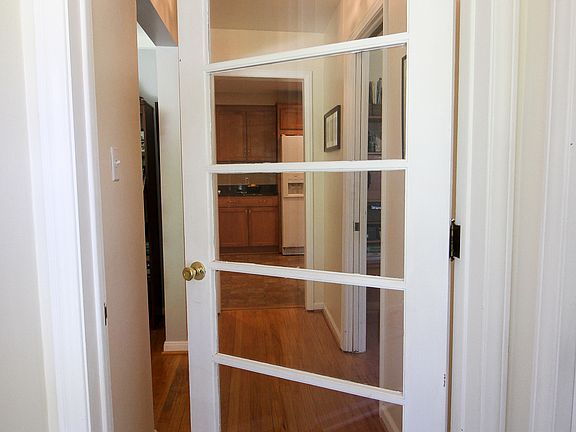 3rd image of 13347 Vernon Ave