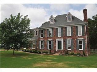 261 Moorefield Cv, Collierville, TN 38017