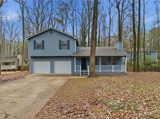 34 Powder Brook Ct, Dallas, GA 30157